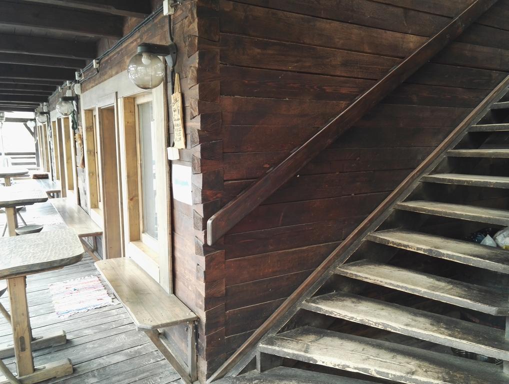 Hotel Cabana La noi Rîşnov Exterior foto